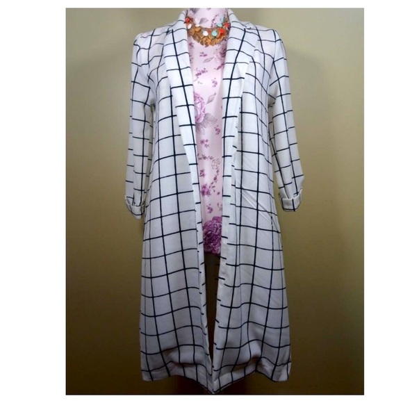 Mine Pleated Cardigan - Picture 3 of 5